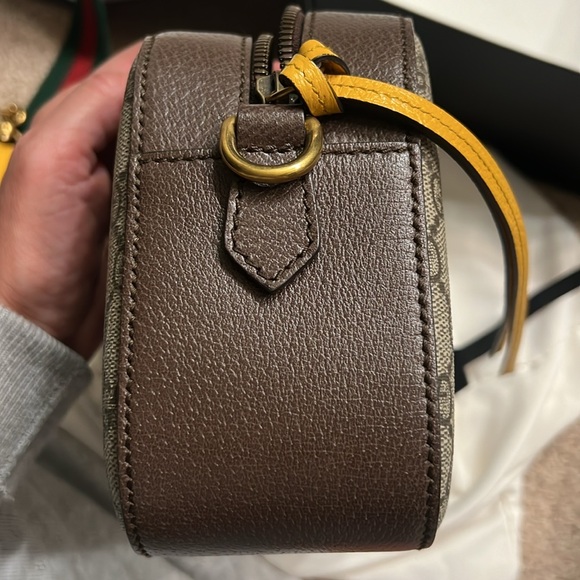 Gucci Crossbody Bag - Picture 9 of 11